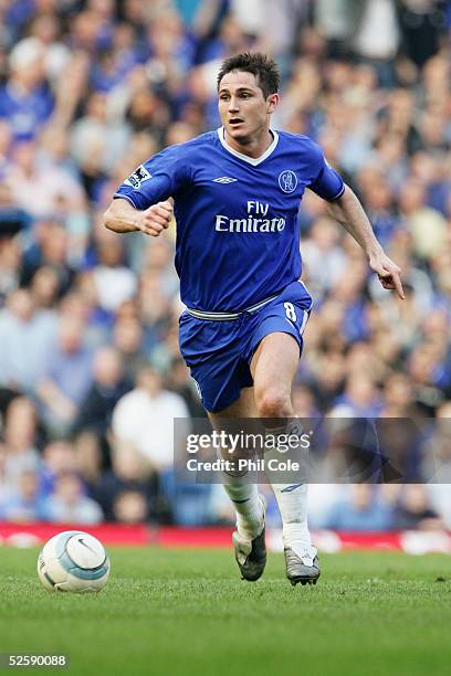 Frank Lampard of Chelsea in action during the Barclays Premiership match between Chelsea and Crystal Palace at Stamford Bridge on March 19, 2005 in...