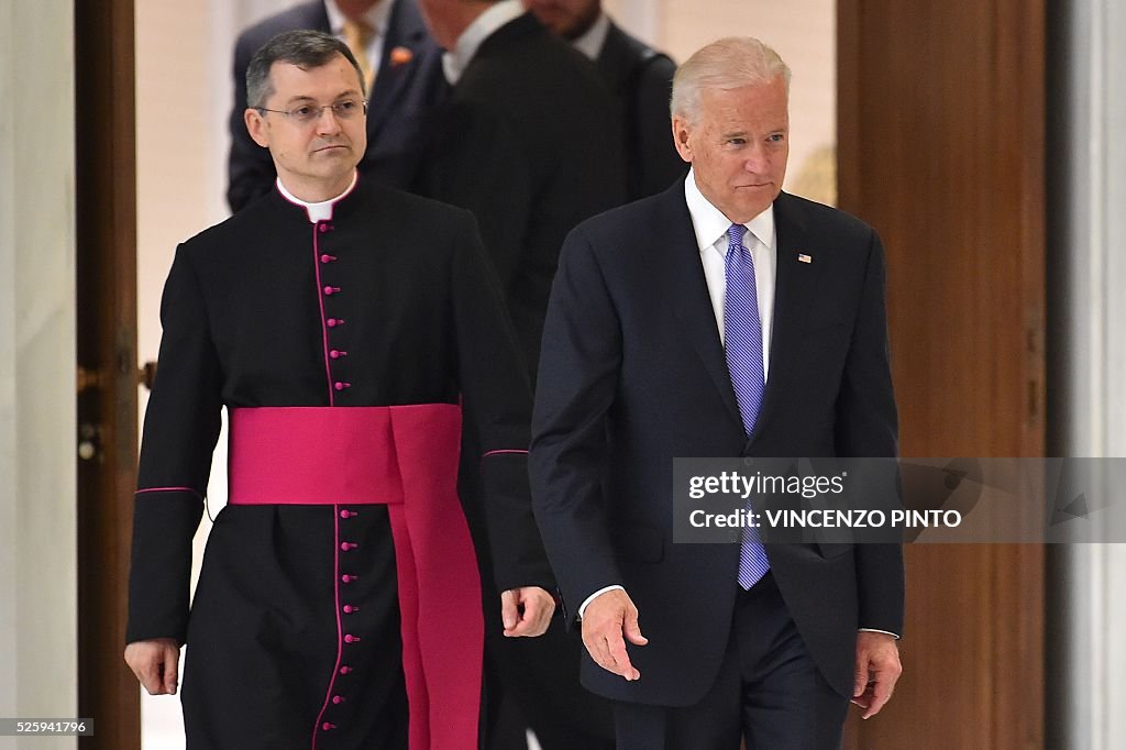 VATICAN-POPE-AUDIENCE-US-BIDEN-MEDECINE