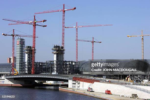 Cranes hover over Berlin's Lehrter Bahnhof railway station, under construction in the capital's Mitte district 31 March 2005. The station, Europe's...