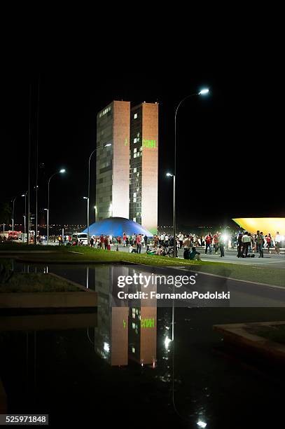pro-governo forma alguma no brasil - congresso nacional imagens e fotografias de stock