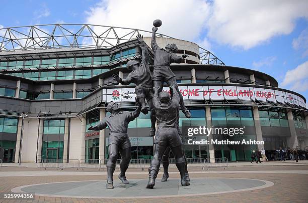 England Rugby Sign 299 Twickenham Statue Stock Photos, High-Res Pictures, and Images ...