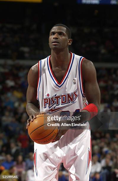 Antonio McDyess of the Detroit Pistons shoots a free throw against the Golden State Warriors during the game at The Palace of Auburn Hills on March...