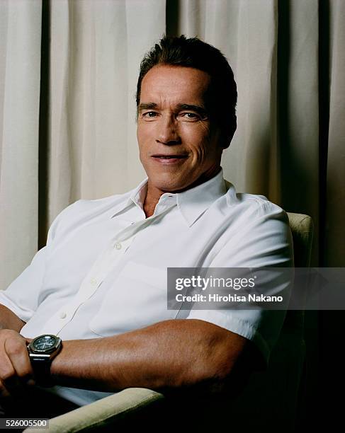 681 Arnold Schwarzenegger 2002 Photos & High Res Pictures - Getty Images
