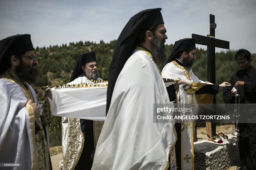 GREECE-ORTHODOX-EASTER-HOLY-RELIGION-CHRISTIANITY