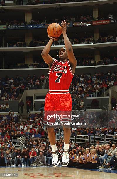 Ben Gordon of the Chicago Bulls shoots during the game against the Los Angeles Clippers at Staples Center on March 13, 2005 in Los Angeles,...