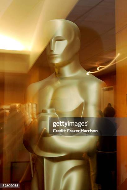 An oscar statue is seen at the Academy of Motion Picture Arts and Sciences Centennial tribute to Oscar-winning actress Greta Garbo on April 7, 2005...