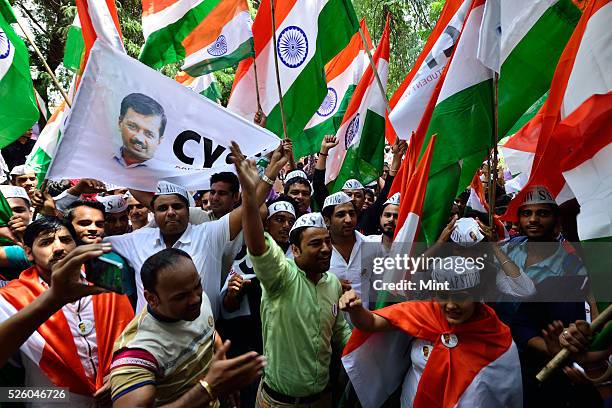 S Student Wing CYSS organised 'Tiranga March' on occasion of Shaheed Rajguru Jayanti at Delhi University on August 24, 2015 in New Delhi, India.