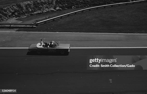 Chrysler 300 pace car being driven by race car driver Sam Hanks during a qualifying lap for the Indianapolis 500 race at Indianapolis Motor Speedway,...