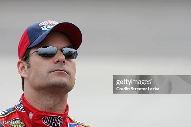 Jeff Gordon, driver of the Dupont Chevrolet, prepares for NASCAR NEXTEL Cup Advance Auto Parts 500 qualifying on April 8, 2005 at Martinsville...