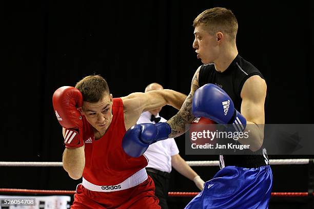 Collin Ritchie Boxing 158 Colin Stevenson Stock Photos, High-Res Pictures, and Images - Getty ...