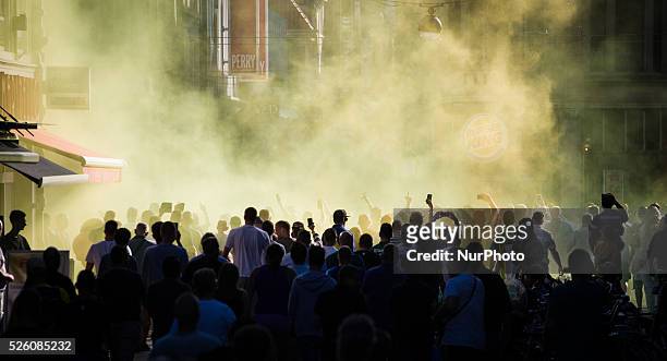 On August 8, 2015 several hundred supporters of the premier football club ADO Den Haag marched to the central square. The demonstration is meant as...
