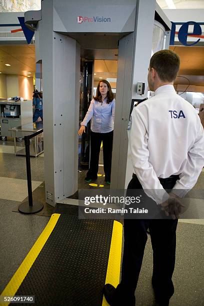 Tsa Scanner Example 149 Tsa Scanner Stock Photos, High-Res Pictures, and Images - Getty Images