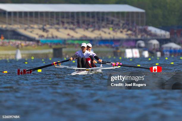 Jen Thomson Rowing 91 Double Bicep Stock Photos, High-Res Pictures, and Images - Getty Images