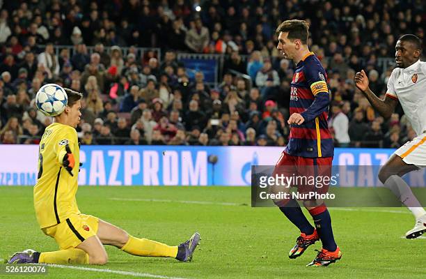 November 24- SPAIN: Wojciech Szczesny and Leo Messi during the match against FC Barcelona and AS Roma, corresponding to the round 5 of the Champions...