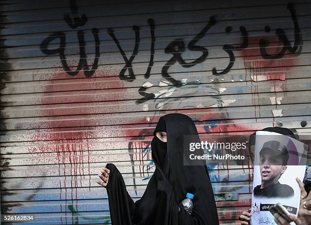 AlDaih-Bahrain , Funeral of Martyr Jaffer AlDurazy followed by clashes with riot police on February 28, 2014