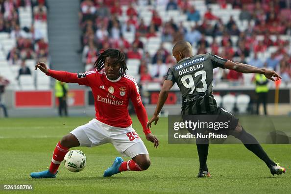 SL Benfica v Vitoria de Guimaraes - Primeira Liga SL Benfica v Vitoria de Guimaraes - Primeira Liga