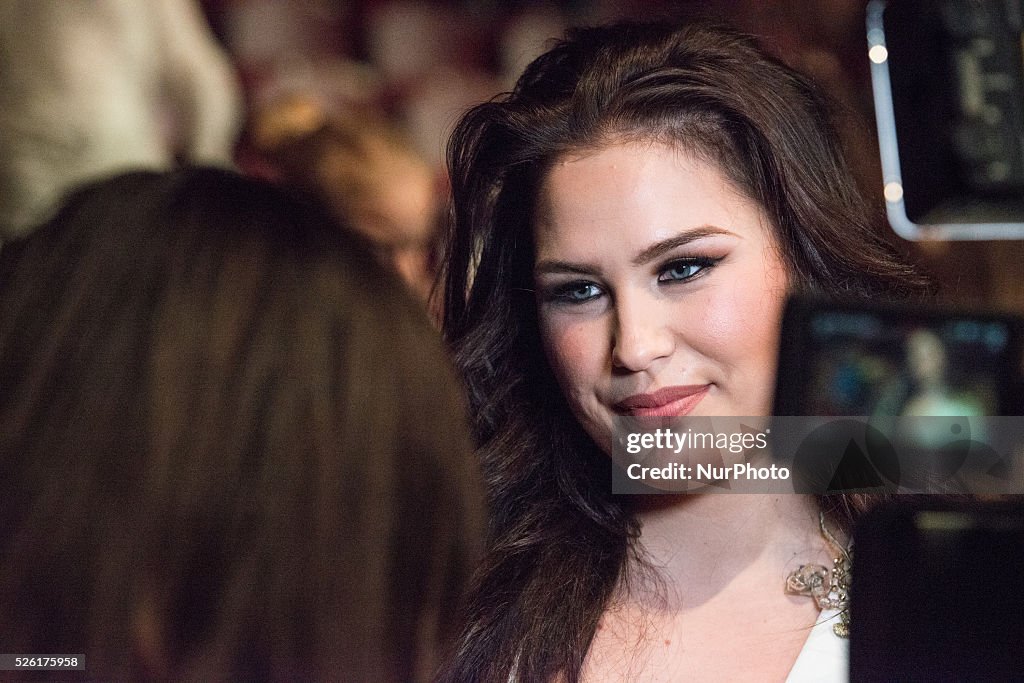 Isa Singer 20 year old Swedish singer Molly Pettersson Hammar speaks to the ...