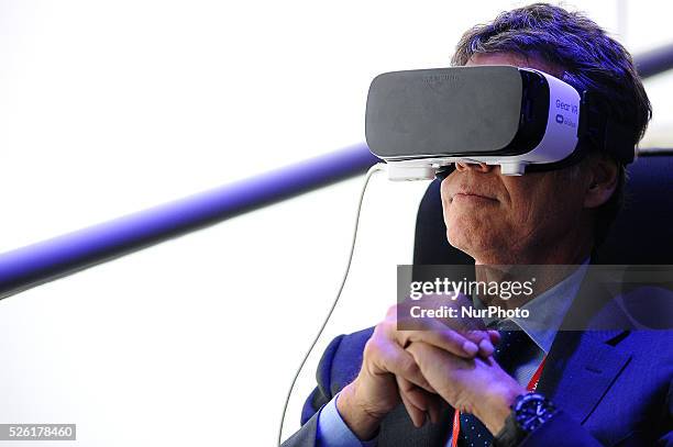 Congressman reacts as he uses a new Samsung Gear 360 Vr , during the 3rd day of Mobile World Congress in Barcelona, 23rd of February, 2016.