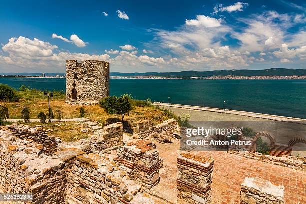 ruins of medieval fortification walls, nesebar, black sea, bulgaria - burgas fotografías e imágenes de stock