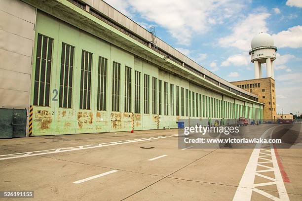 berlin tempelhof airport - tempelhof airport stock pictures, royalty-free photos & images