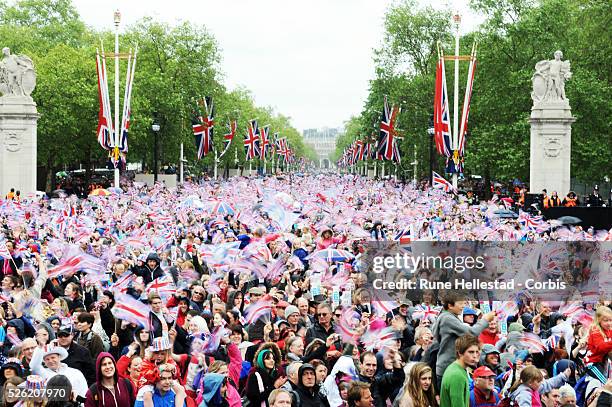 Crowd at the Royal procession down The Mall during Queen Elizabeth II's Diamond Jubilee Celebrations.