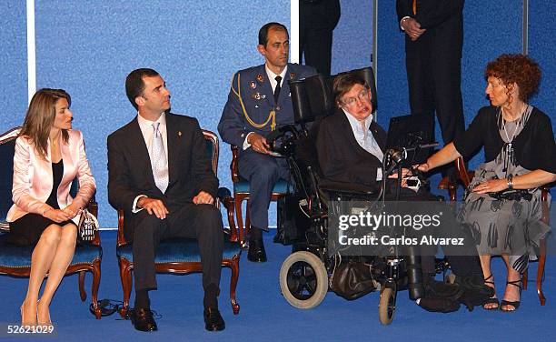 Crown Prince Felipe and Princes Letizia attend Stephen Hawking's conference at the "Prince of Asturias" Auditorium on April 12, 2005 in Oviedo,...