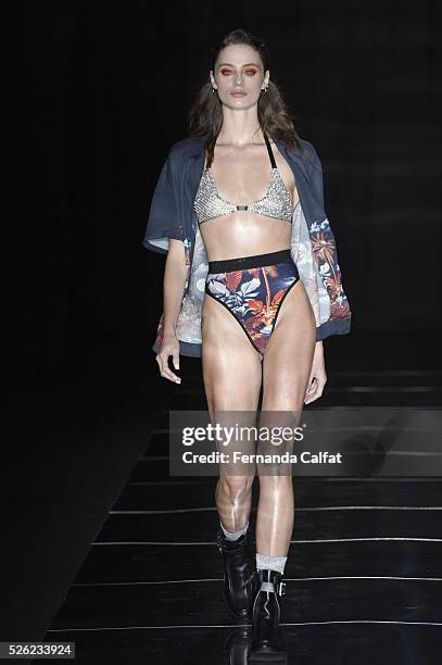 Model walks at Ellus Runway at SPFW Summer 2017 at Ibirapuera's Bienal Pavilion on April 29, 2016 in Sao Paulo, Brazil.