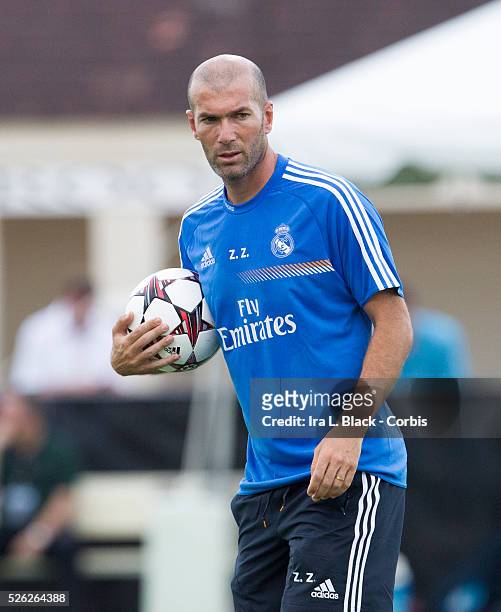 Real Madrid's Zinedine Zidane during practices prior to the Championship match between Chelsea FC and Real Madrid during the Guinness International...