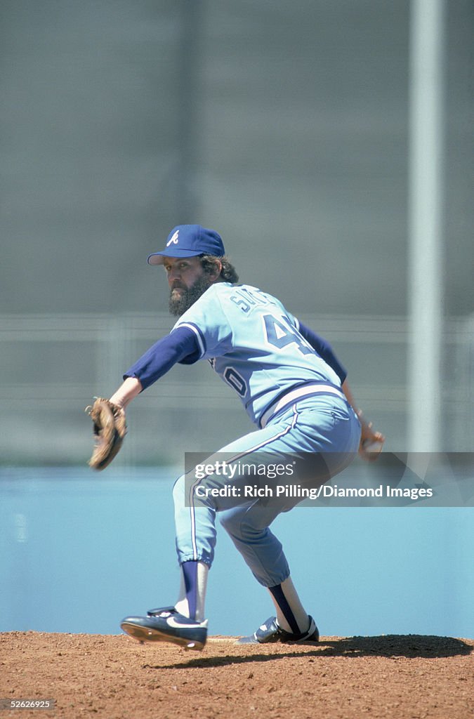 Sam Rutter Braves Pitcher Bruce Sutter of the Atlanta Braves pitches during a 1985 season game ...