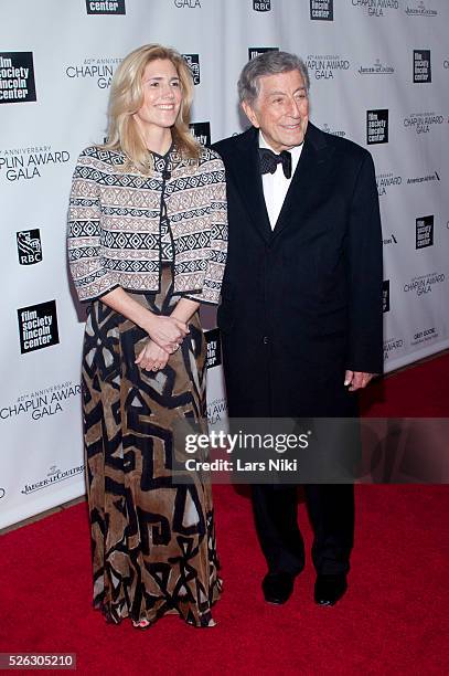 Susan Crow and Tony Bennett attend The 40th Anniversary Chaplin Award Gala at Avery Fisher Hall at Lincoln Center for the Performing Arts in New York...