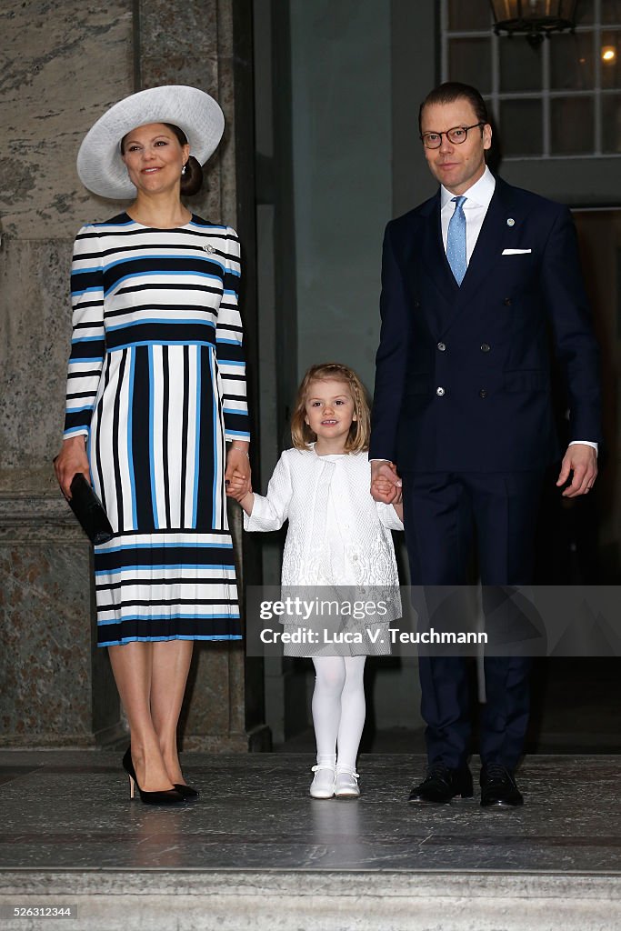 Te Deum Thanksgiving Service Arrivals - King Carl Gustaf of Sweden Celebrates His 70th Birthday