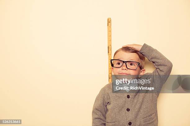 short male nerd - högväxt bildbanksfoton och bilder
