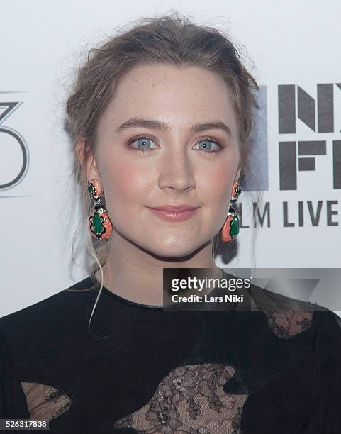 Saoirse Ronan attends the "Brooklyn" premiere at Alice Tully Hall in New York City. �� LAN