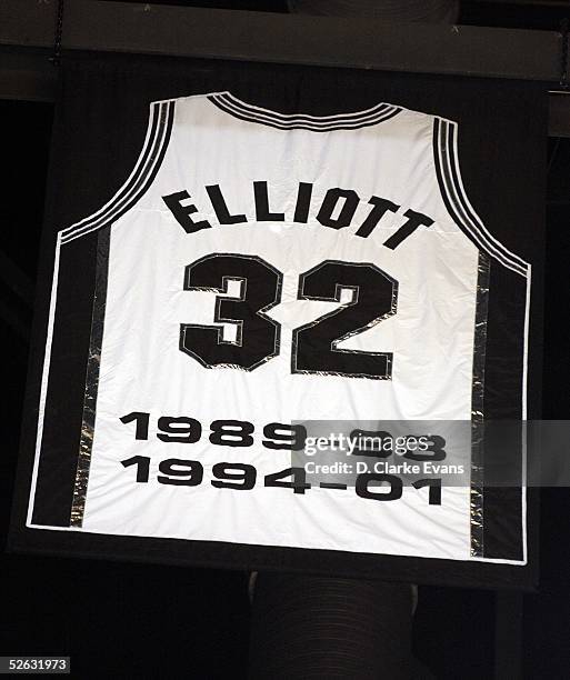 Elliot Rafter 387 Retired San Antonio Spurs Nba Center Stock Photos, High-Res ...