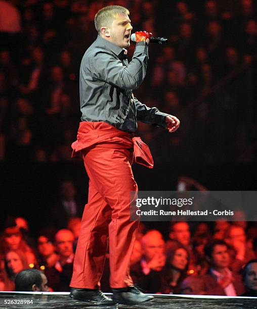 Plan B O2 263 Plan B Performs At The O2 Arena In London Stock Photos, High-Res ...