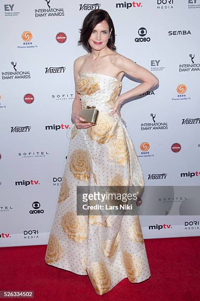 Elizabeth McGovern attends the "43rd International Emmy Awards" at the New York Hilton in New York City. �� LAN