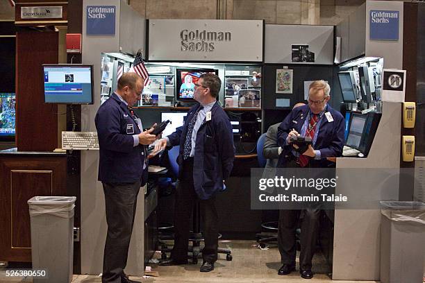 Gs Traders 117 Goldman Sachs Trading Floor Stock Photos, High-Res Pictures, and ...