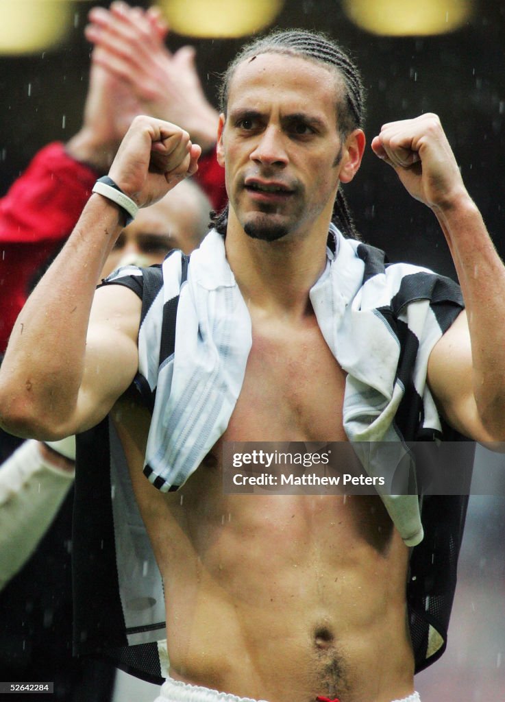 Newcastle United v Manchester United