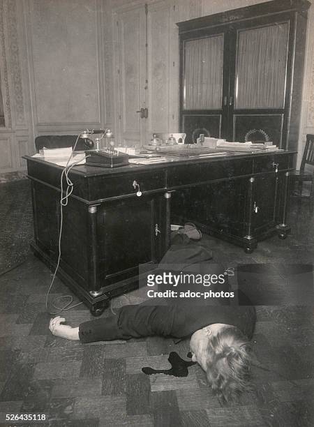 Crime scene . In 1931.