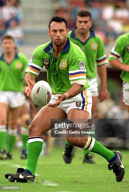 Laurie Daley of the Raiders in action during a ARL match between the Brisbane Broncos and the Canberra Raiders May 12, 1996 in Brisbane, Australia.