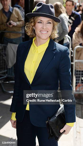 Cerys Reeve 225 Cerys Matthews Photos Stock Photos, High-Res Pictures, and Images ...