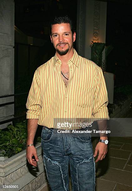 Mexican actor Miguel Urtiaga poses at the Miami Latin Film Festival cocktail party on April 18, 2005 in Coconut Grove, Florida.