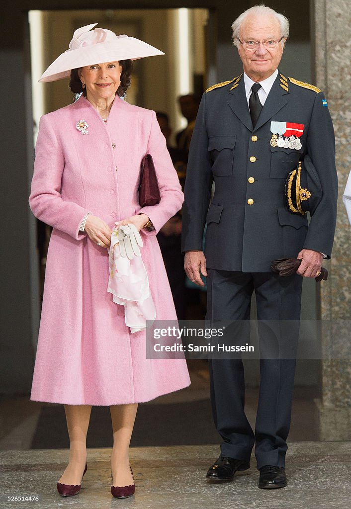 Te Deum Thanksgiving Service Arrivals - King Carl Gustaf of Sweden Celebrates His 70th Birthday