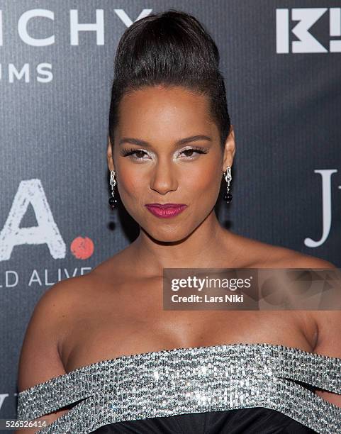 Alicia Keys attends the "Keep A Child Alive's 11th Annual Black Ball" at the Hammerstein Ballroom in New York City. �� LAN