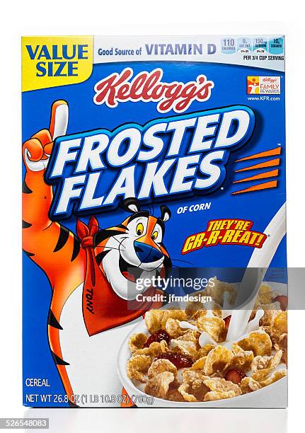 kellogg's frosted flakes of corn value size box - cereal box stockfoto's en -beelden