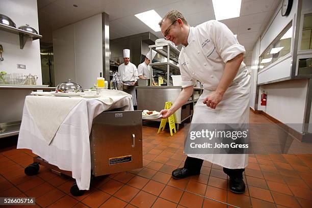 Michael Riddell Chef Ritz Ritz Carlton Head Chef Photos and Premium High Res Pictures - Getty Images