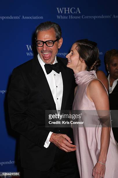 Actor Jeff Goldblum and Emilie Livingston attend the 102nd White House Correspondents' Association Dinner on April 30, 2016 in Washington, DC.