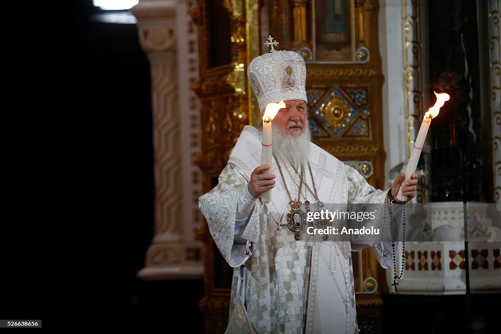 Easter services in Moscow cathedral