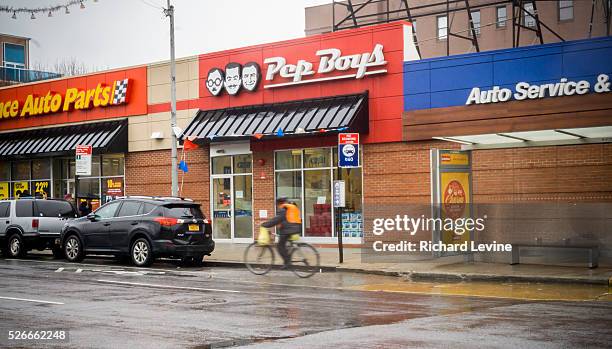 Pep Boxes 60 Pep Boys Auto Parts Stock Photos, High-Res Pictures, and Images ...
