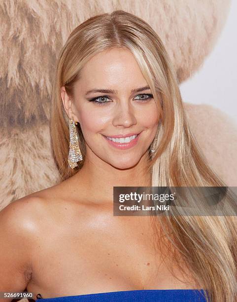 Jessica Barth attends the "Ted 2" premiere at the Ziegfeld Theater in New York City. �� LAN